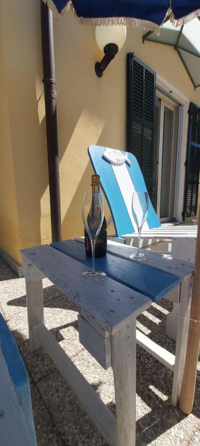 Appartamento La Spiaggia 博尔迪盖拉 外观 照片