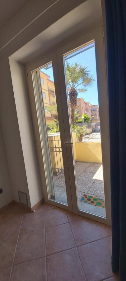 Appartamento La Spiaggia 博尔迪盖拉 外观 照片